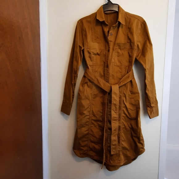 Everlane The Modern Utility Shirtdress - Picture 6 of 16